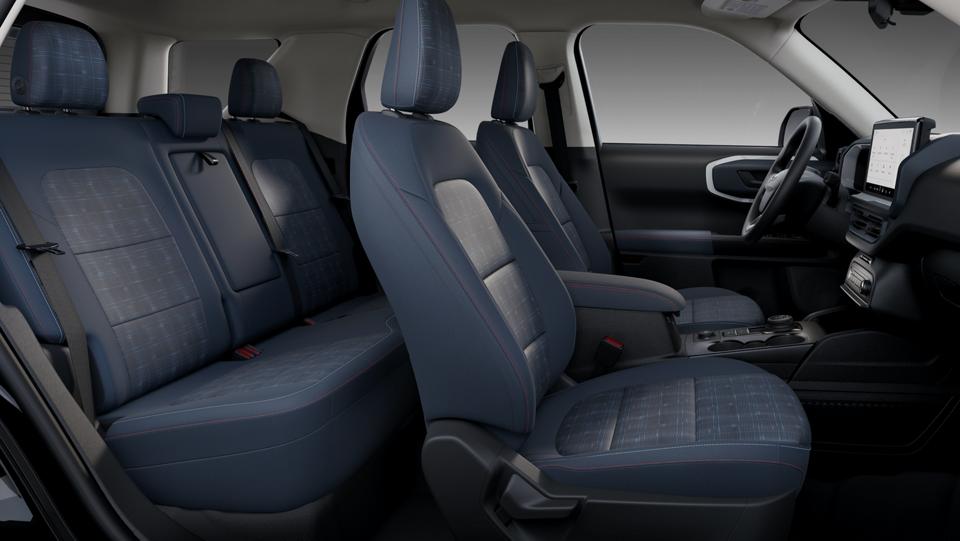 Intérieur du Ford Bronco Sport® 2025 illustrant les sièges intérieurs en tissu écossais