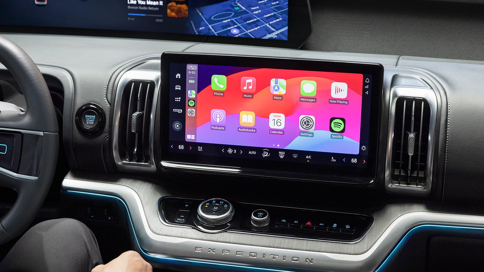 Apple CarPlay® sur un écran central de 13,2 po du VUS Ford Expedition® 2027