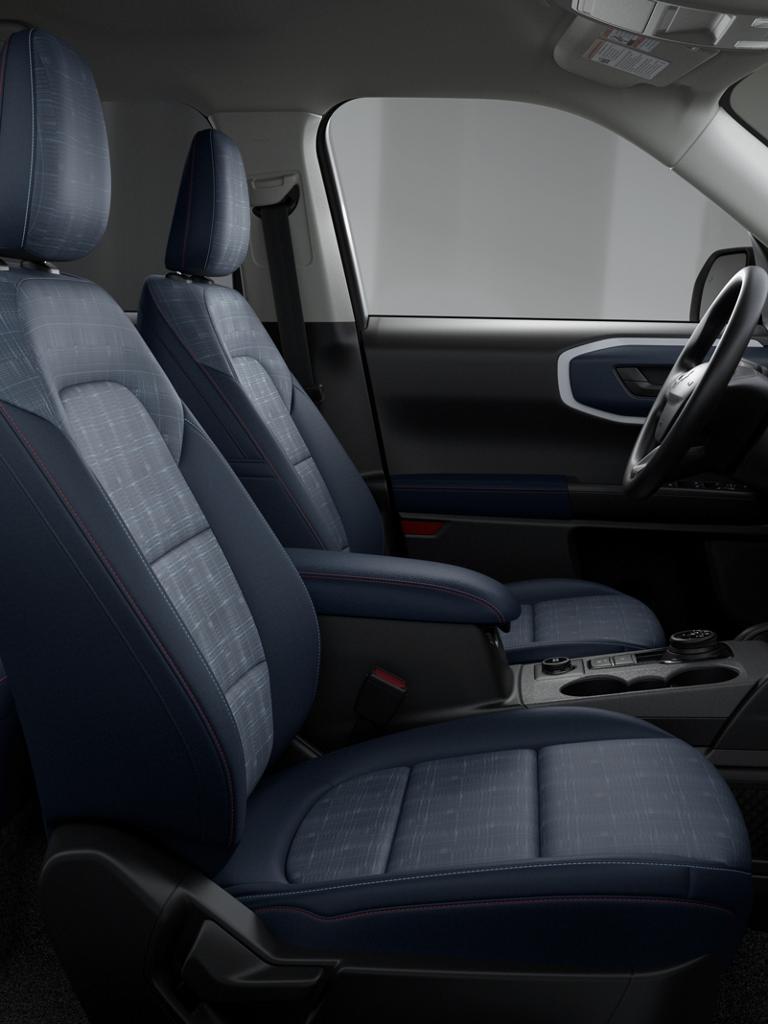 Intérieur du modèle Ford Bronco Sport® Heritage 2026 avec sièges en tissu écossais