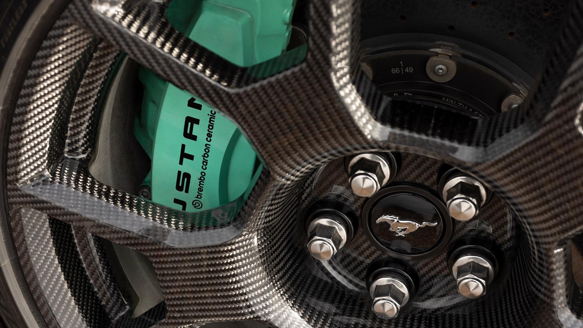Les freins Brembo d'une Ford Mustang Dark Horse® SC 2026 équipée de l'ensemble Piste