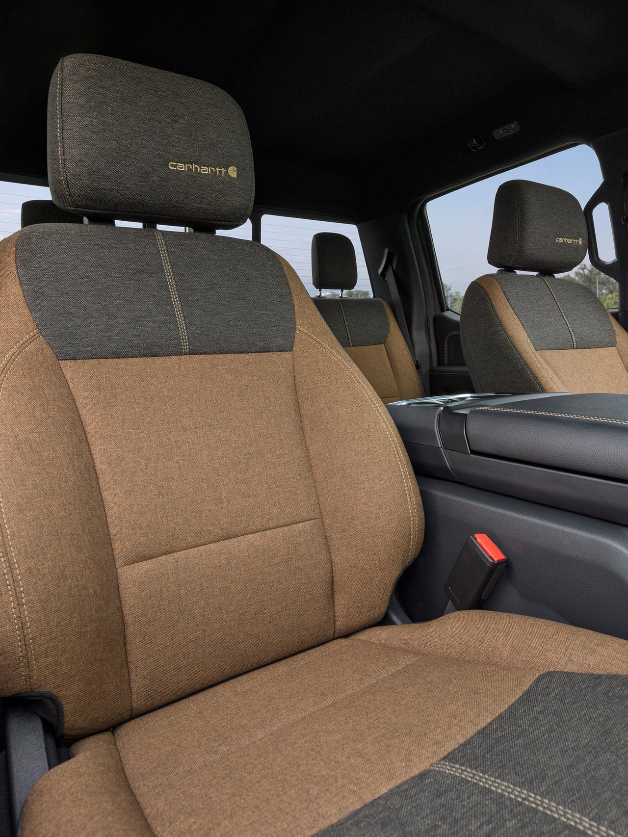 Gros plan sur le siège d’un camion Ford F-150® XLT 2027 équipé de l’ensemble Carhartt®