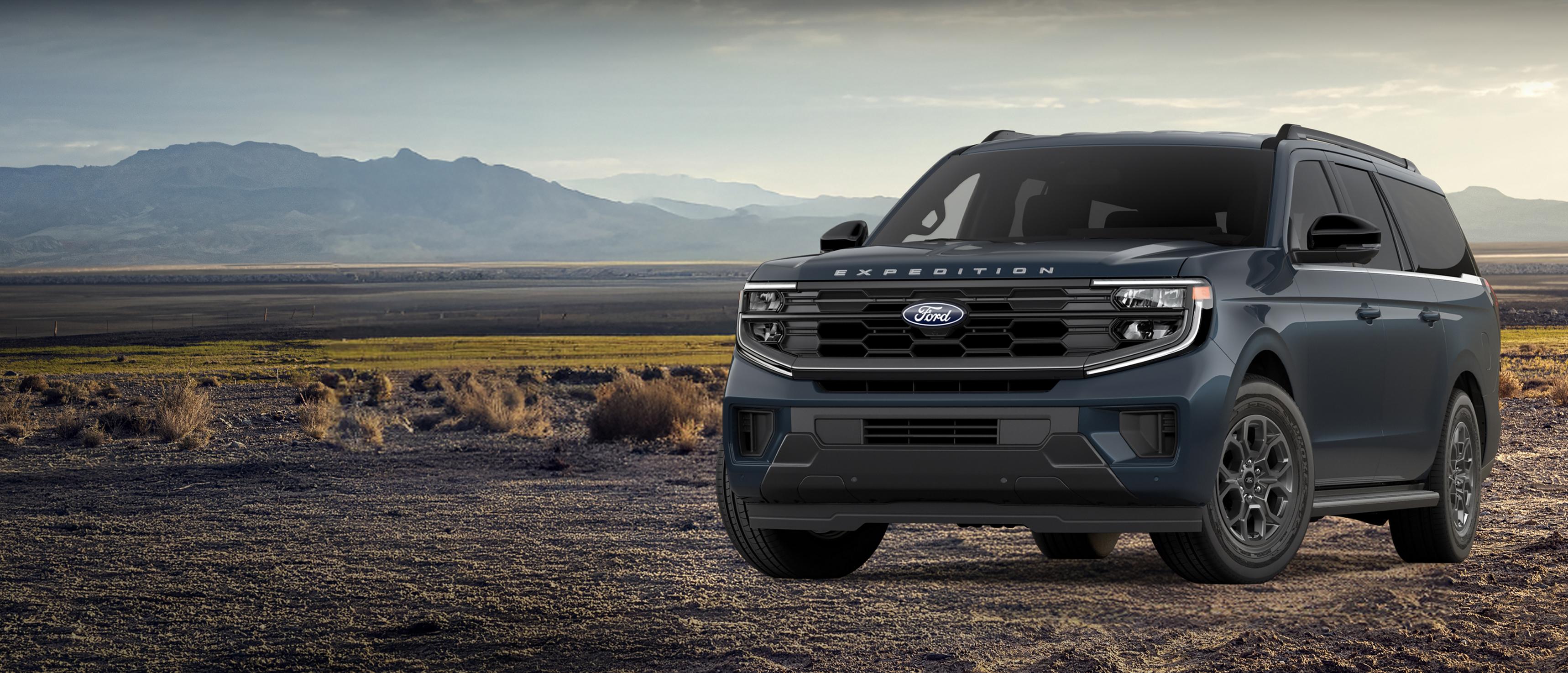 VUS Ford Expedition® MAX Active 2026 montré stationné à l’extérieur