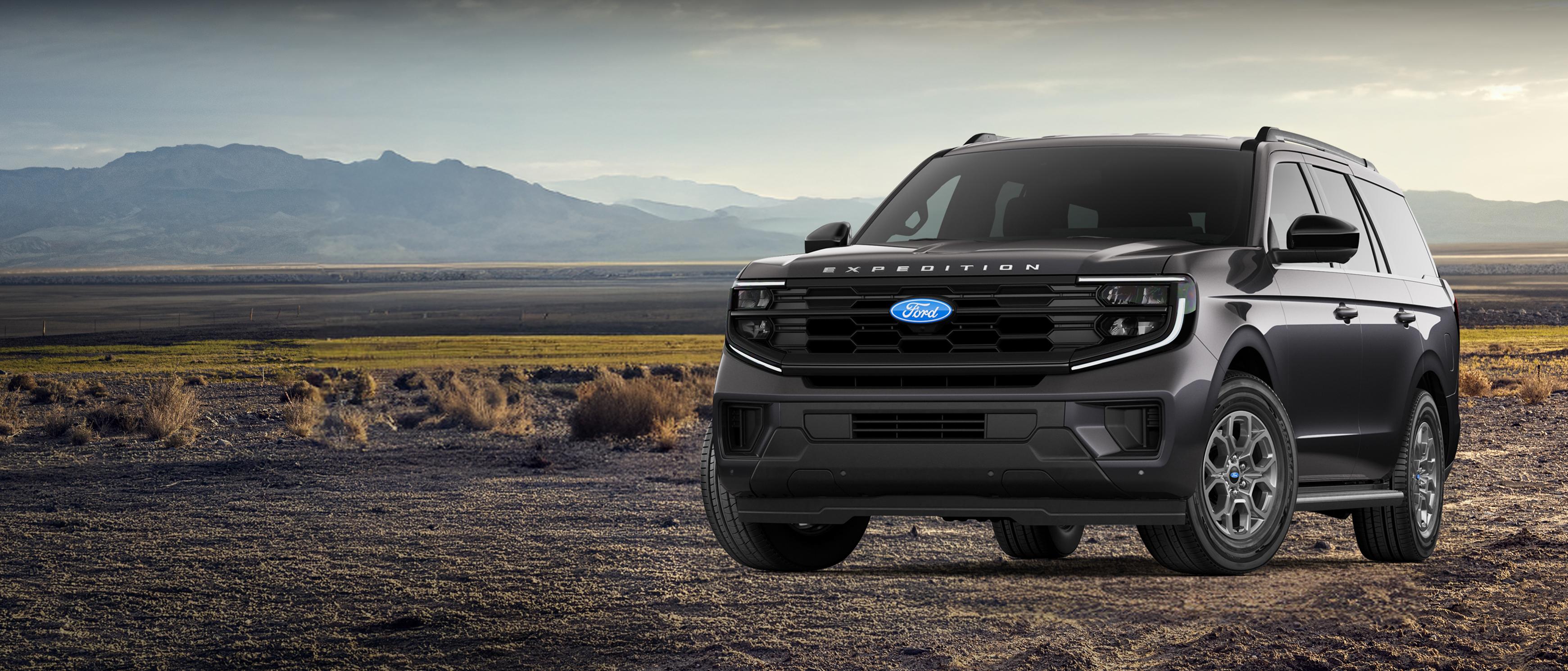 VUS Ford Expedition® Active 2027 montré stationné à l’extérieur