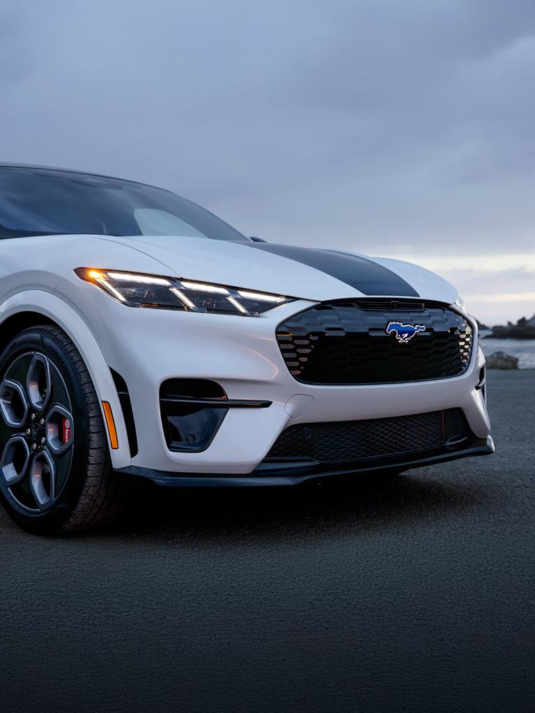 Modèle Ford Mustang Mach-E® 2026 avec ensemble California Special en option