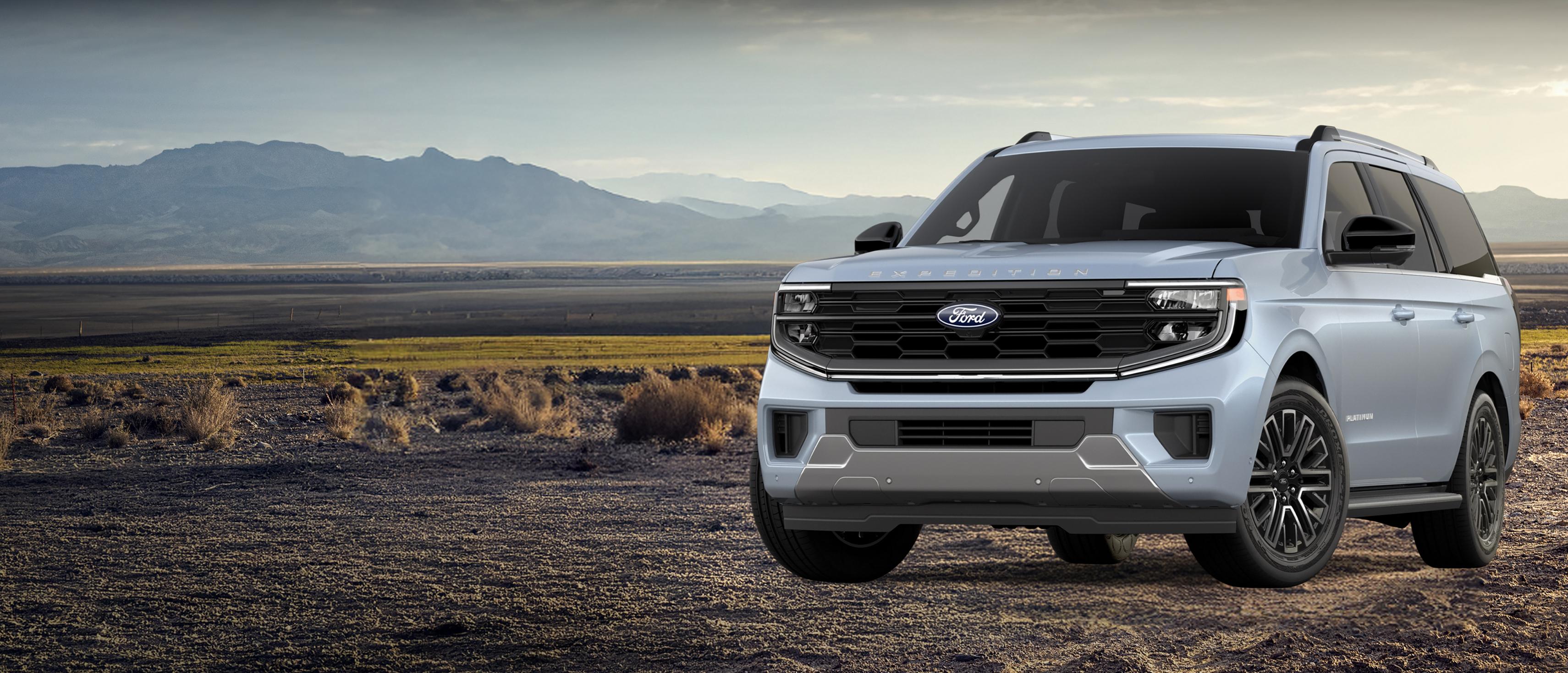 VUS Ford Expedition® Platinum™ 2026 montré stationné à l’extérieur
