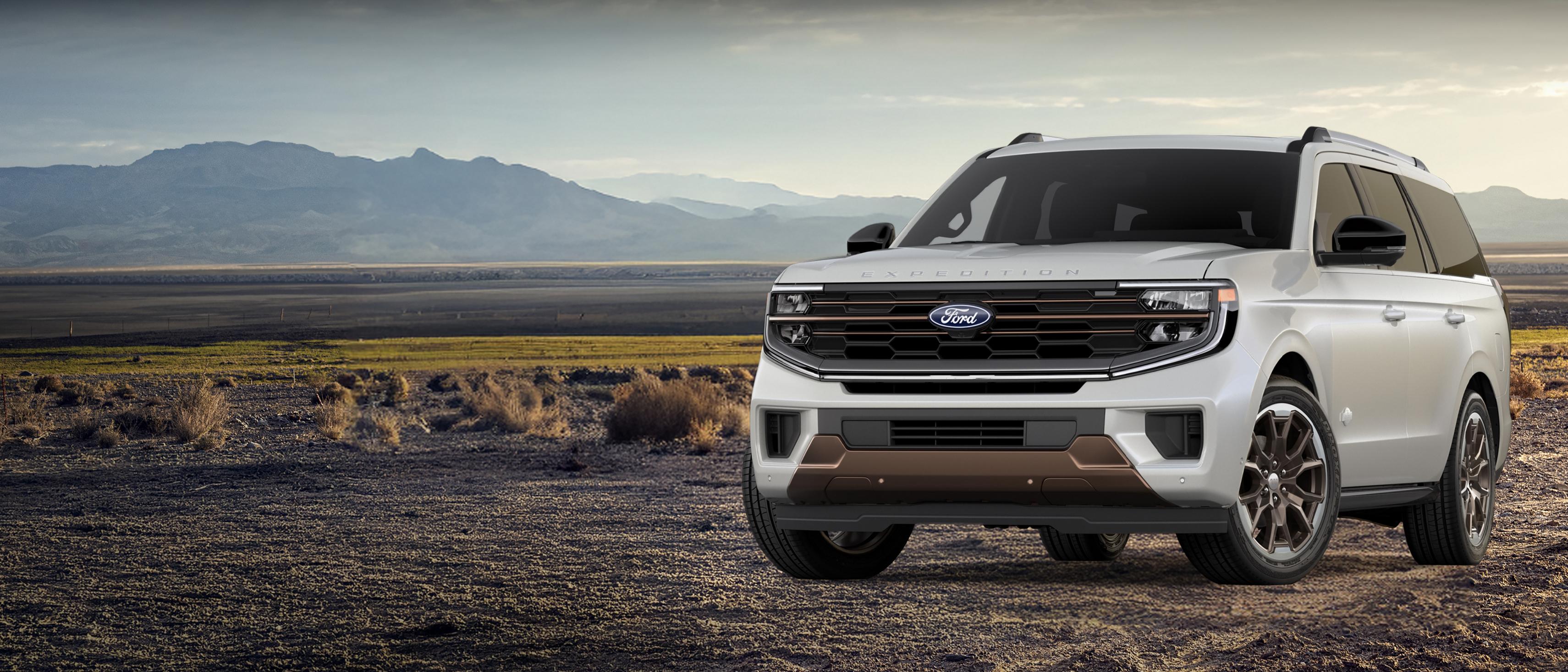 VUS Ford Expedition® King Ranch® 2026 montré stationné à l’extérieur