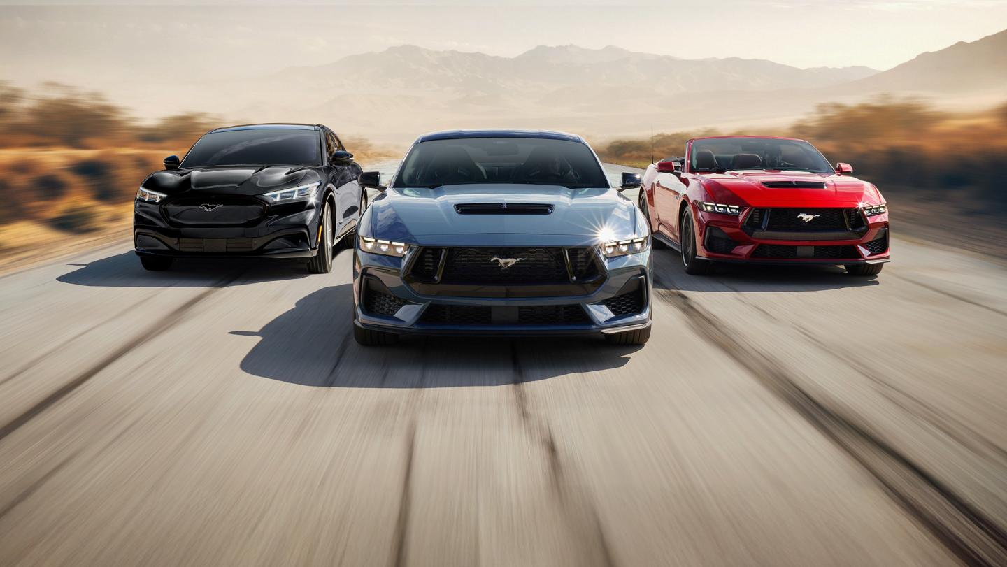 Plan produit des Mustang décapotable, coupé et Mach E