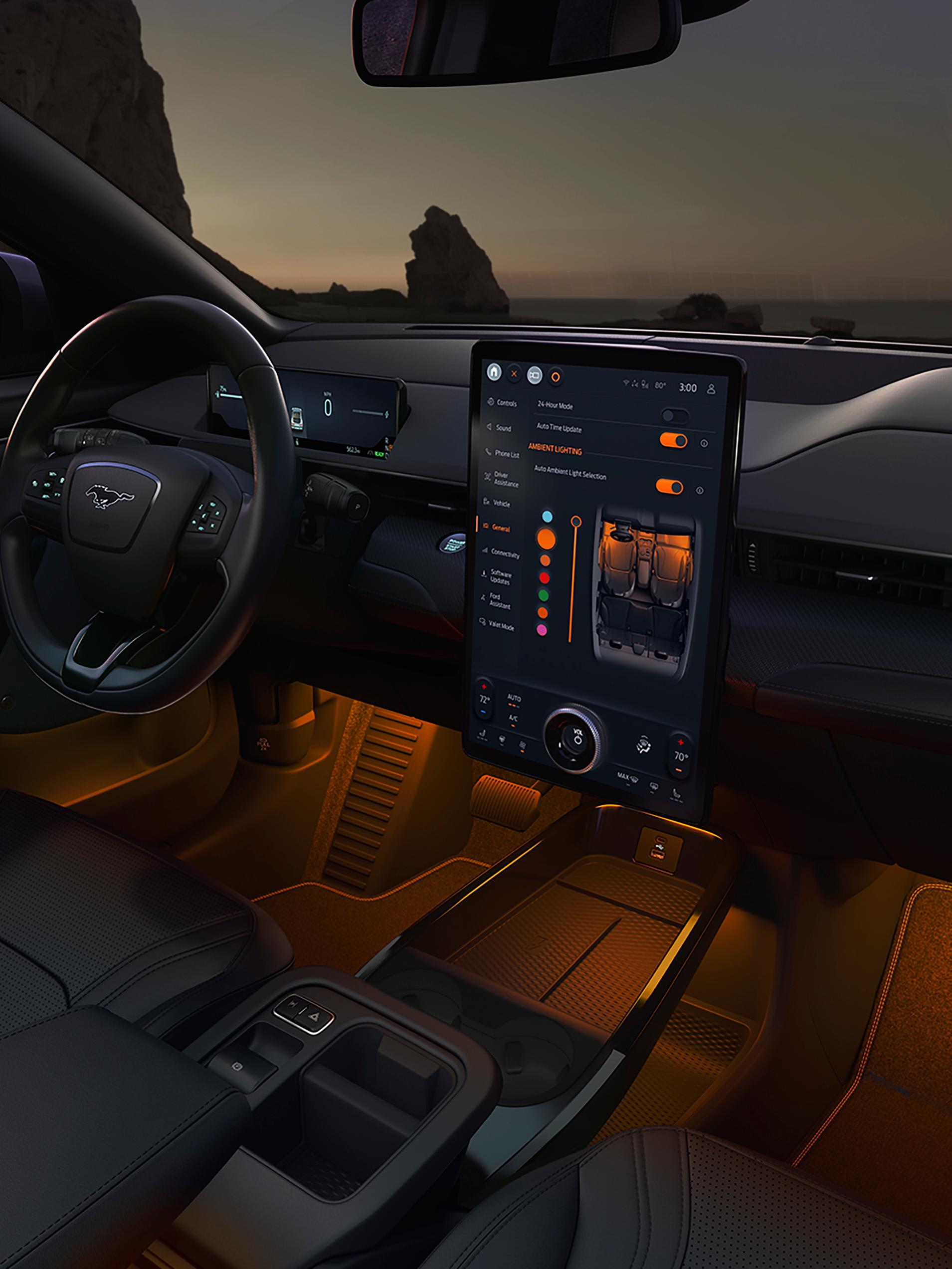 Intérieur d'une Ford Mustang Mach-E® 2025 avec éclairage d'ambiance