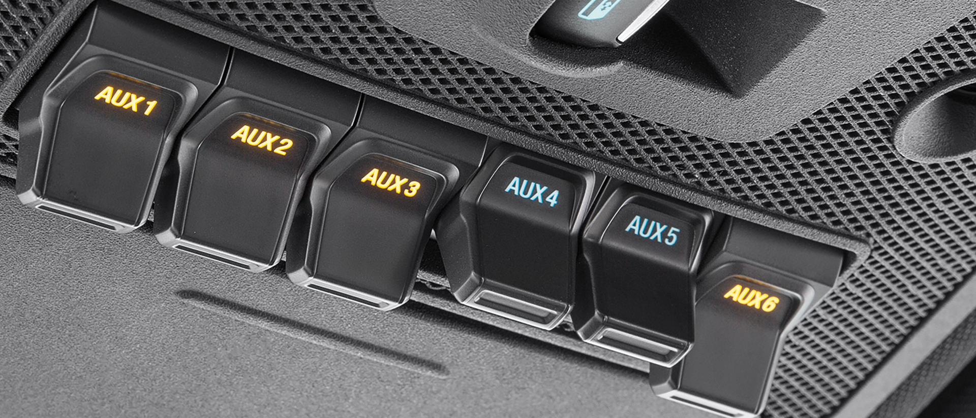 Gros plan des commutateurs du bloc de commande dans un Ford Super Duty® à châssis-cabine 2026