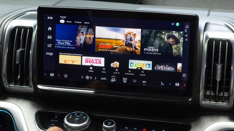 L’écran central de 13,2 po sur un VUS Ford Expedition® 2026