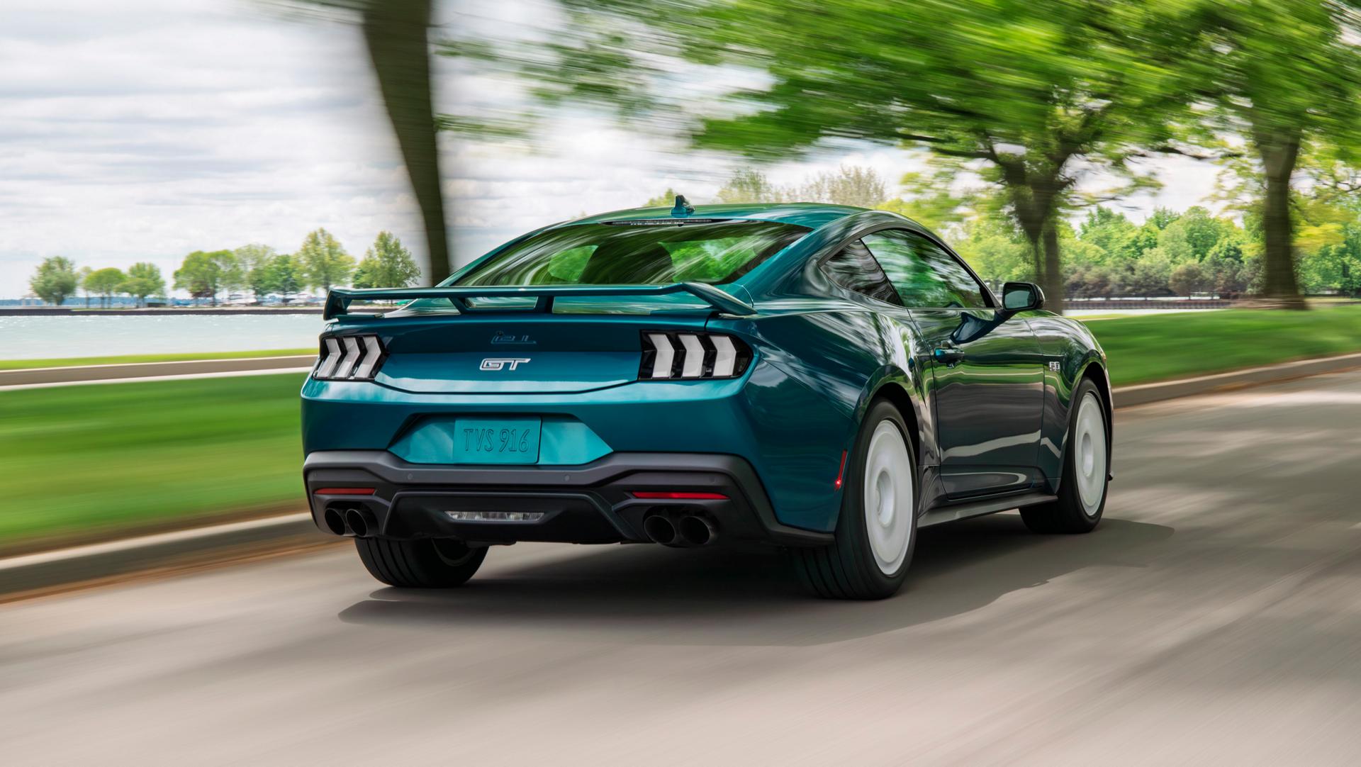 L’intérieur d’une Ford Mustang® GT Premium 2026 avec l’ensemble Mustang FX® en option