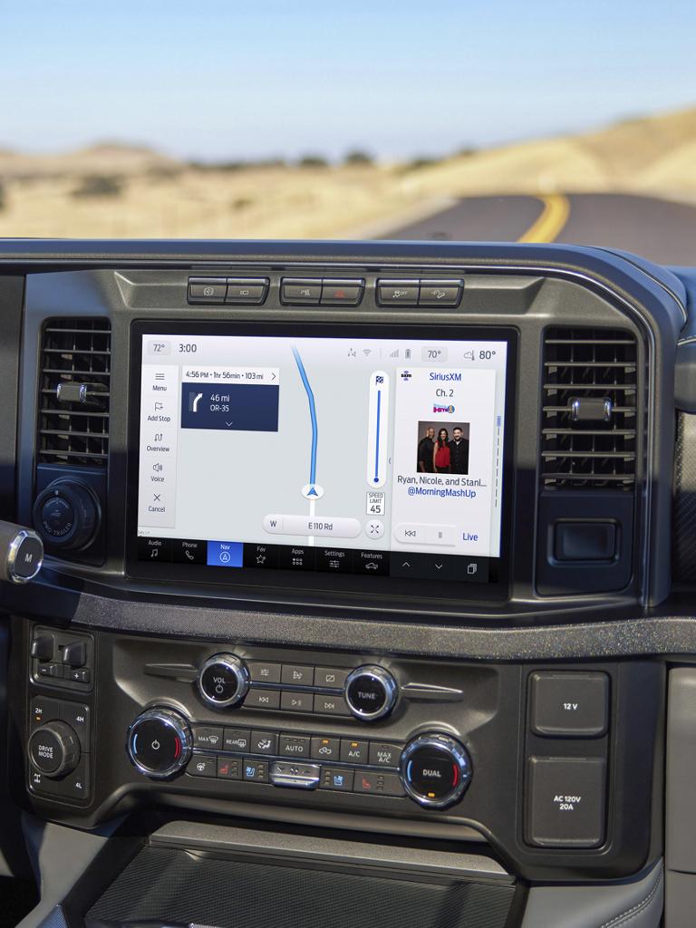 Écran central de 12 po montrant l’écran SYNC® 4